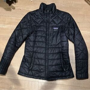 Patagonia radalie Women's Black Puffer Jacket size xs nwot